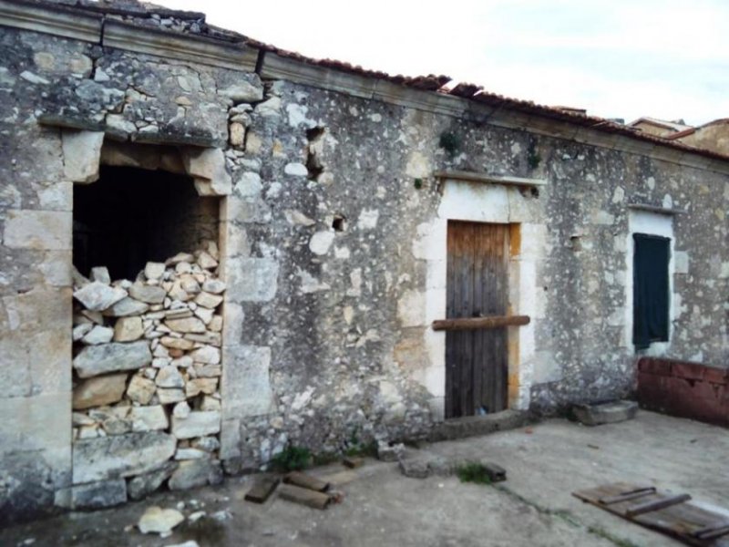 Tsivaras Kreta, Tsivaras: Schönes, restaurierungsbedürftiges Natursteinhaus zum Verkauf Haus kaufen